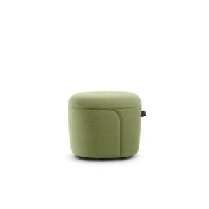 BM093992-Girsberger-Cina-Lounge-Hocker-01.jpg